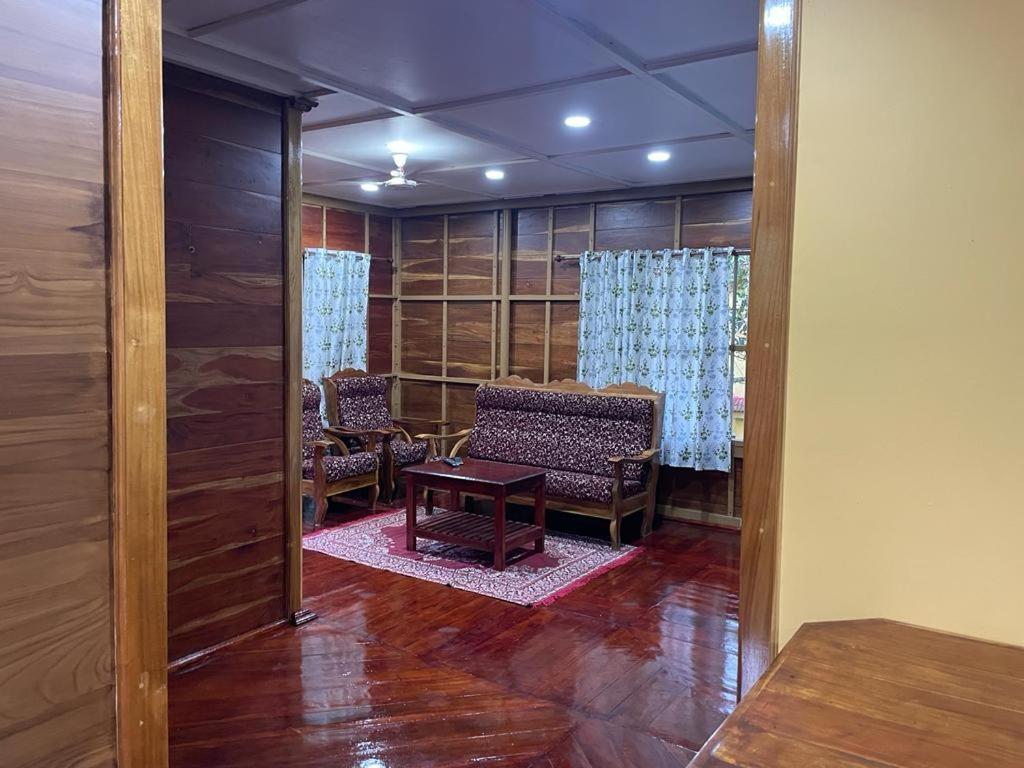 Mundromocktail Tourist Home Sasthamcotta Екстериор снимка